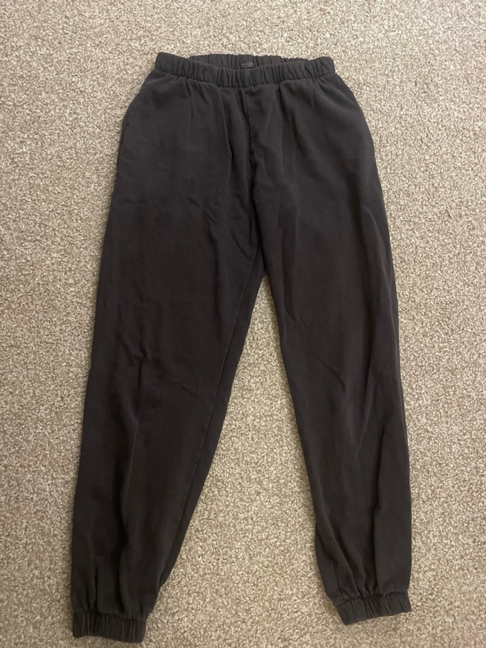 Brandy Melville Charcoal Elastic Waist Joggers - Picture 3 of 4